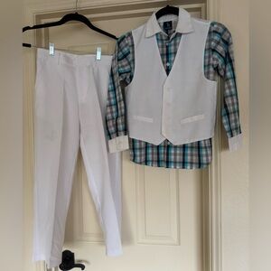 Young Kings by Steve Harvey suit Set